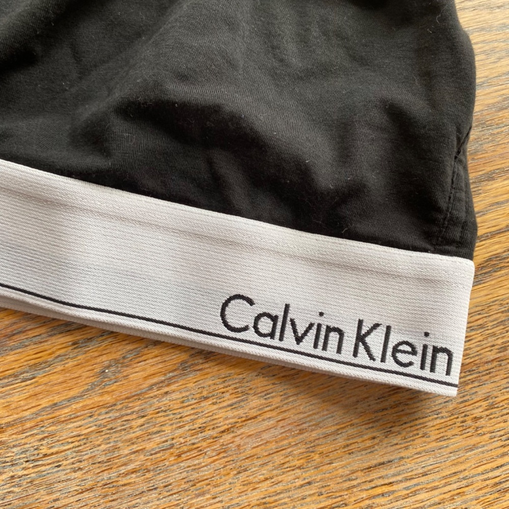 Calvin Klein Lightly Lined Triangle Bralette/For … - image 3